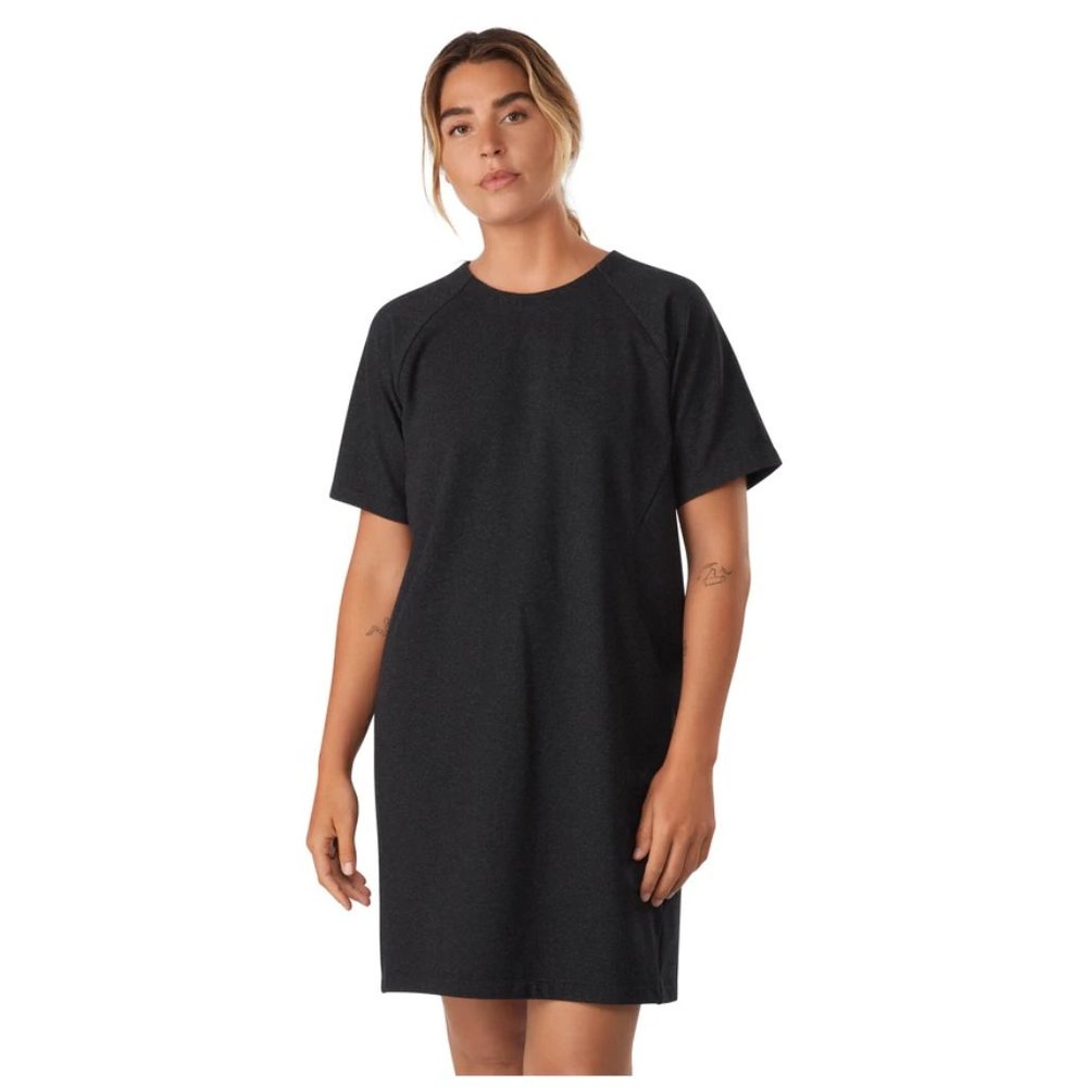 Arc'teryx Momenta Dress / Small / Black Heather Short Sleeve Shirt Relaxed - Picture 3 of 13